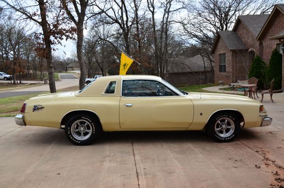 1978 Dodge Magnum SE with a 360 4bbl original engine. I am told this was build error for this particular model to get the E58. 