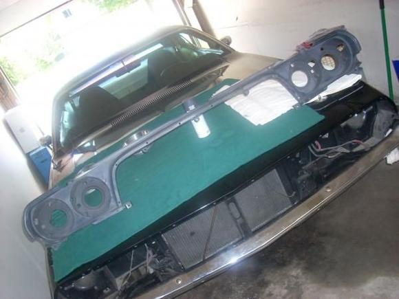 DSCN1824
Pulled the front fascia to repaint it.