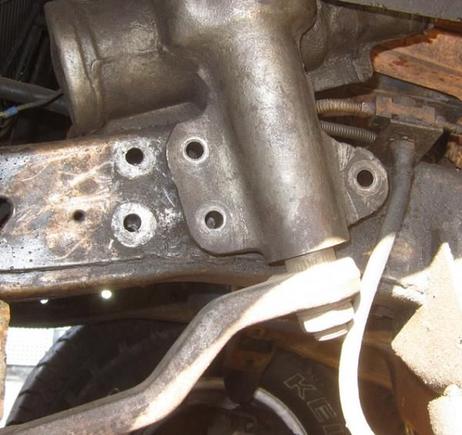 &quot;Tigger&quot;
Steering box beefing.
Remove and inspect for cracks...

Any questions?  GotScout@gmail.com