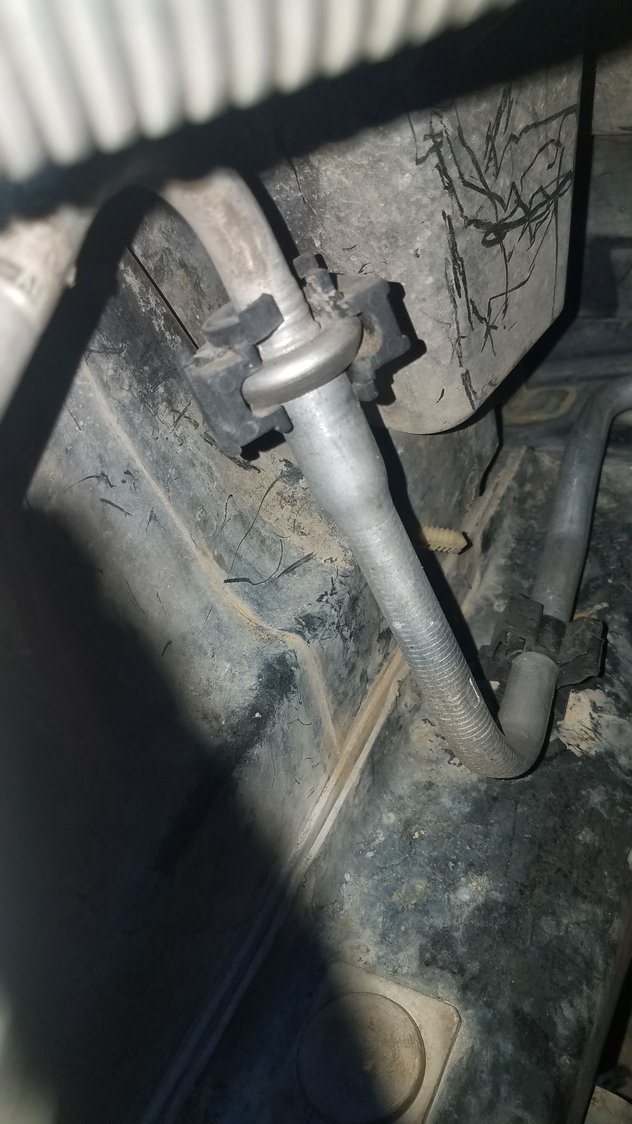 Orifice Tube Location 06 4.0L