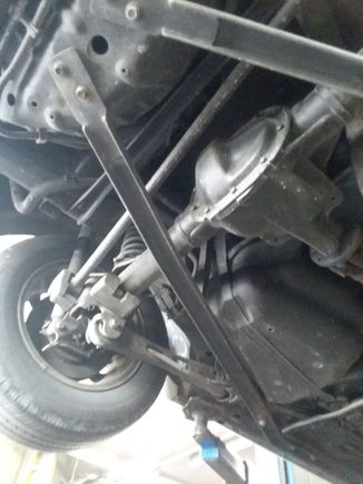 Driver side brace on car