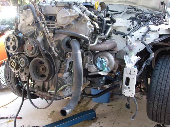 wayyyy to hard to try to do this install w/ the motor in the car