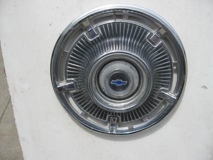 1965 CHEVROLET IMPALA HUBCAPS