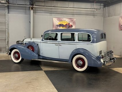 1935 Cadillac 355