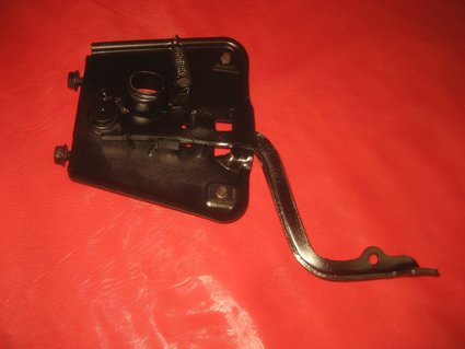 1966-1967 Pontiac GTO, Lemans Hood Release