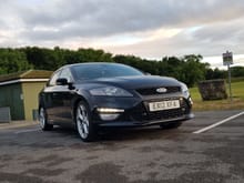 A pic of my mondeo.