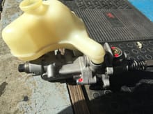 Cossie 4x4 master cylinder with pump removed