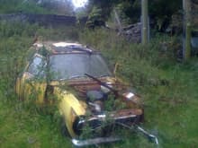 mk1 escort dead in a field in coplow dale with about 10 other classic cars