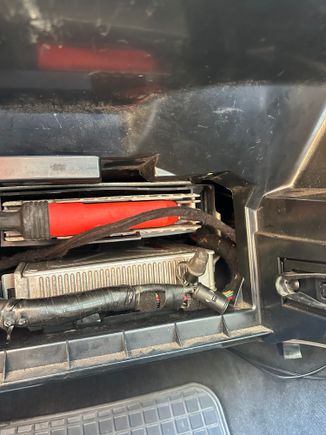 Glove box lid off