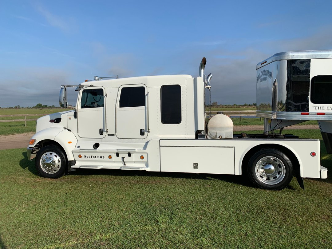 2011 PETERBILT 330 for Sale in DECATUR, TX RacingJunk