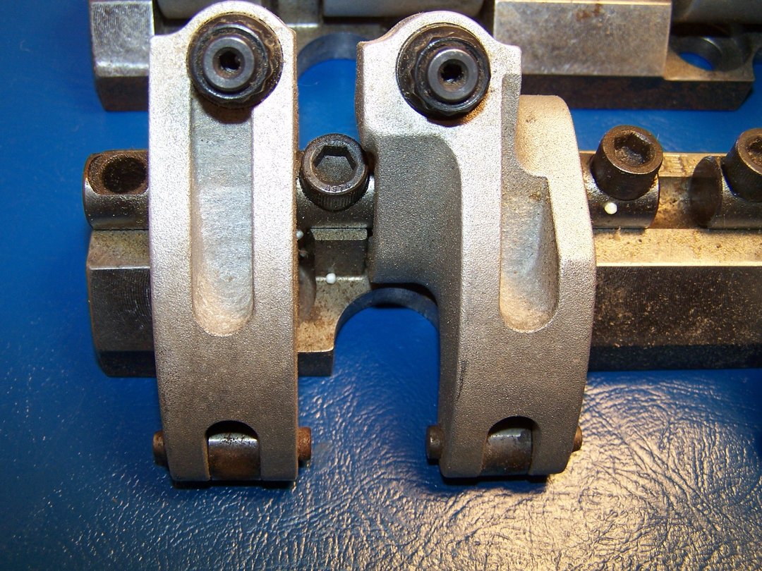 JESEL SHAFT ROCKER ARMS 18 degree SBC 2.00 Intake 1.90 Exh R for Sale