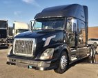 2010 Volvo VNL 760 – ONLY 153K Miles – 13-Speed Manual  for sale $54,999 
