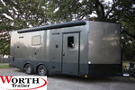 20FT ENCLOSED TRAILER WITH LIVING QUARTERS