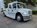 FREIGHTLINER SPORT CHASSIS