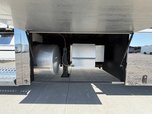 2010 Renegade 17' Toterhome Single Axle Side Entry 