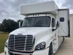 2016 Showhauler freightliner 45' Bunk beds  for sale $389,900 