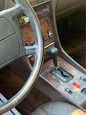 1987 Mercedes-Benz 560SL  for sale $12,895 