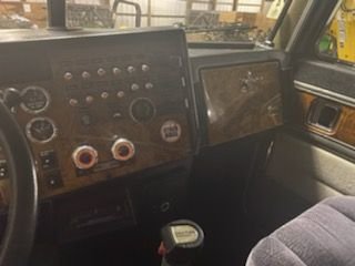 1993 Peterbilt 377 w/ 48' Dorsey liftgate stacker for Sale $80,000