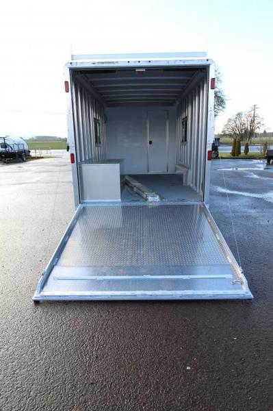 2014 Featherlite 4941 26' Custom Toy Hauler - All Aluminum - for Sale $26,995