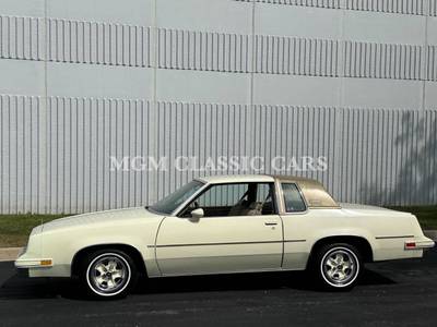 1981 Oldsmobile Cutlass Supreme  for sale $13,994 