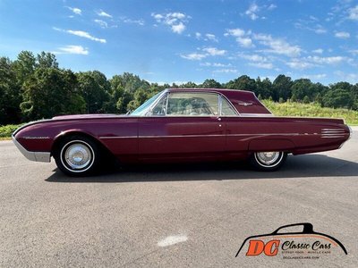 1961 Ford Thunderbird 