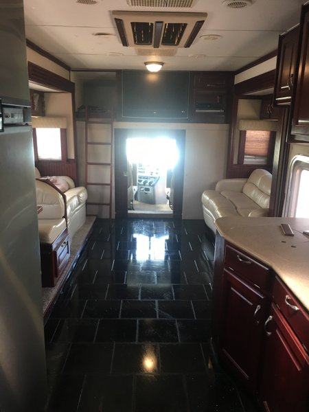 2008 Columbia Motorhome