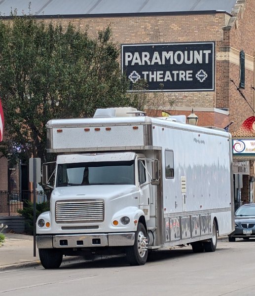 2000 United Specialties Garage Hauler  for Sale $88,500 