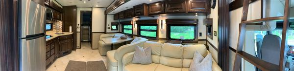 2017 Show Hauler Conversions Show Hauler 45GS for Sale $319,988