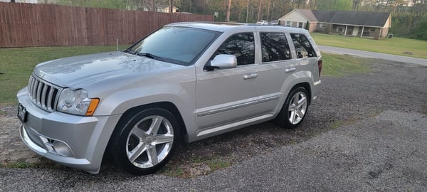 2006 Jeep Grand Cherokee  for Sale $50,000 