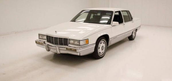1991 Cadillac Fleetwood Sedan  for Sale $11,500 