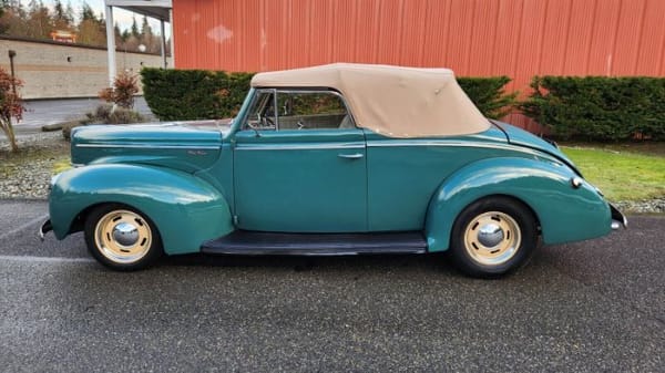 1940 Ford Deluxe  for Sale $62,995 