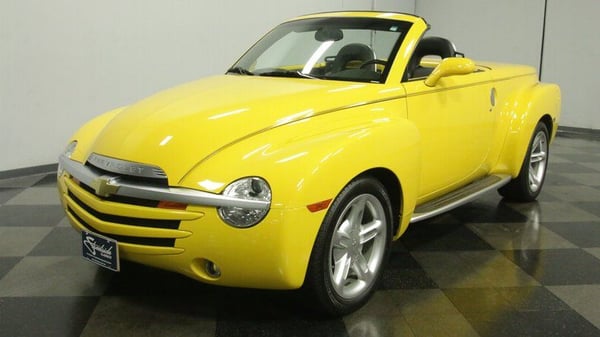 2004 Chevrolet SSR  for Sale $30,995 
