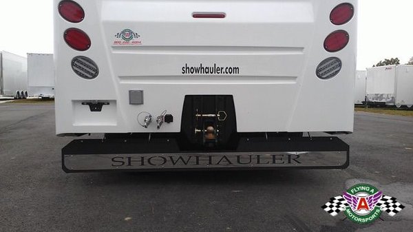 2016 Showhauler on Lonestar Chassis