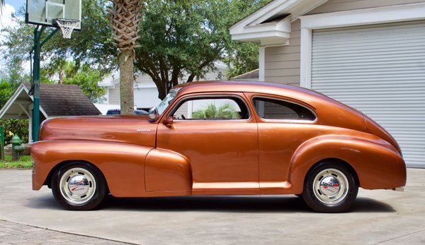 1947 Chevrolet Fleetline Aero Sedan Resto-Mod
