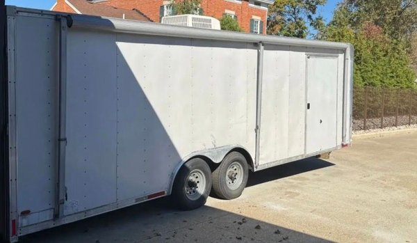 24 foot loaded enclosed trailer  for Sale $8,500 