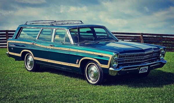 1967 Ford Country Squire