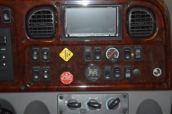 2007 Dynamax Dynaquest XL 38TS for Sale $129,000