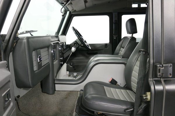 1991 Land Rover Defender 110 Spectre 007 Edition for Sale $89,995
