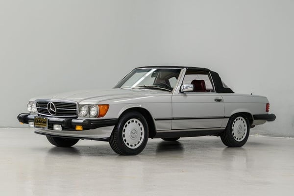 1988 Mercedes-Benz 560SL  for Sale $40,995 