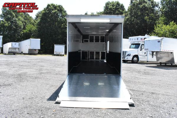 2020 UNITED SUPER HAULER 28' CAR HAULER