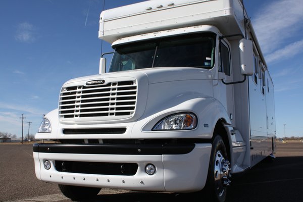 2008 Haulmark/ Pre-emission chassis for Sale $159,995