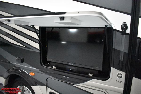 2019 Thor Motor Coach BB35 Magnitude