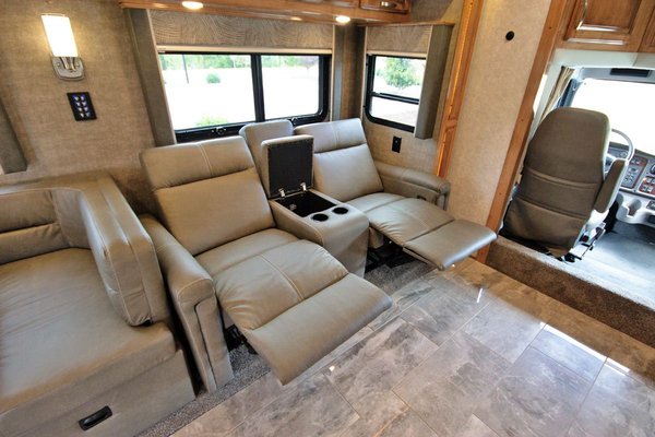 2020 RENEGADE RV Verona LE 38LDG Class C Motorhome
