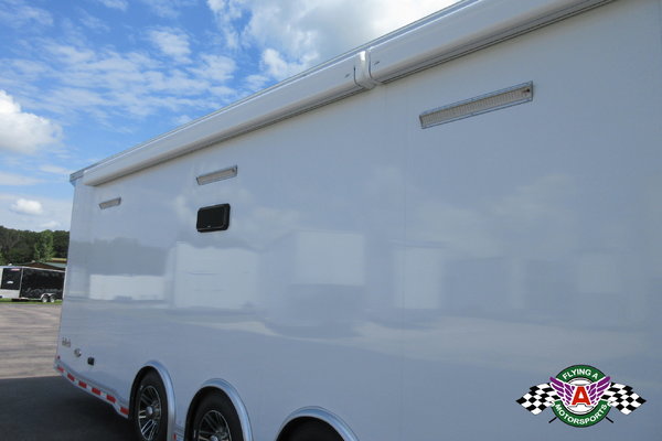2022 inTech 34' iCon Race Trailer -- ON ORDER!! 