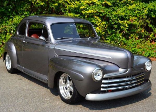 1947 Ford Deluxe