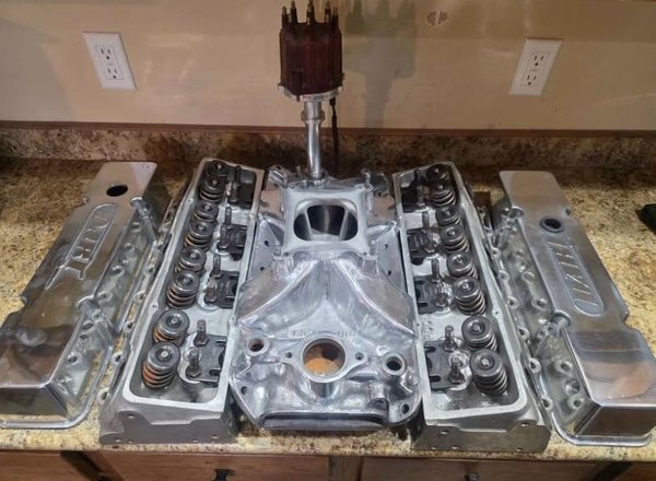 Brodix Track 1 SBC Top End Kit  for Sale $1,500 