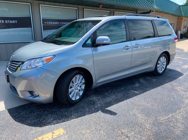 2014 TOYOTA SIENNA LIMITED  for Sale $24,995 