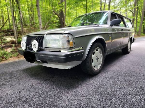 1992 Volvo 240  for Sale $7,995 