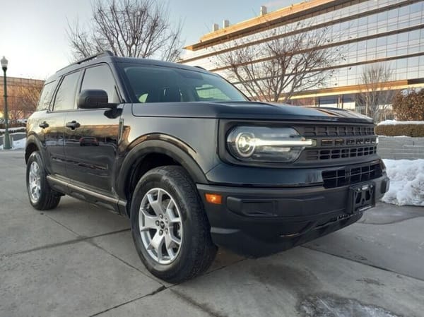 2021 Ford Bronco  for Sale $32,995 