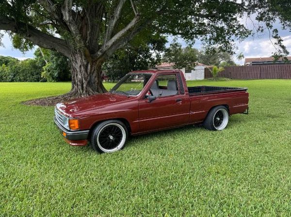 1987 Toyota Pickup  for Sale $6,695 